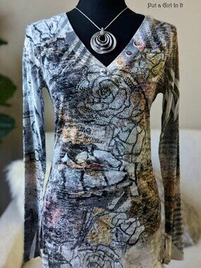 USA New Vocal Apparel Women's Crystal Floral Rose Sublimation Burnout Shirt S M
